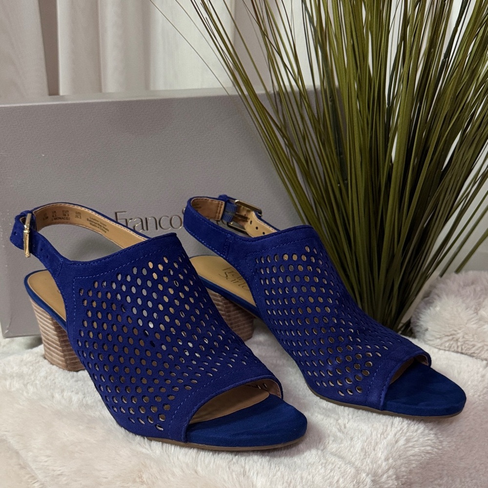 Franco Sarto Peacoat Cobalt Blue Cutout Slingback Heels - Picture 2 of 6